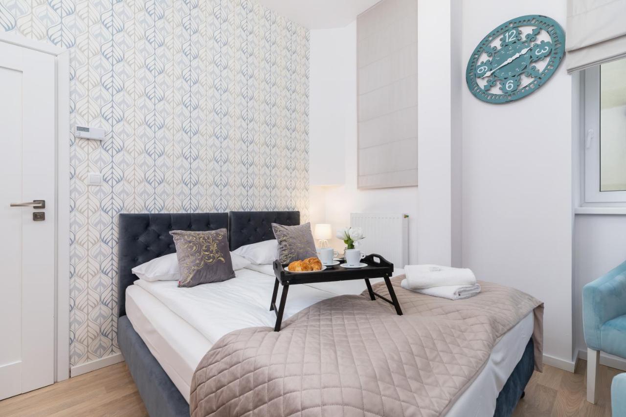 Beautiful Apartments Krakow Dietla By Noclegi Renters Bagian luar foto