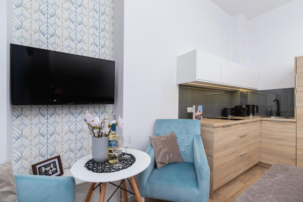 Beautiful Apartments Krakow Dietla By Noclegi Renters Bagian luar foto